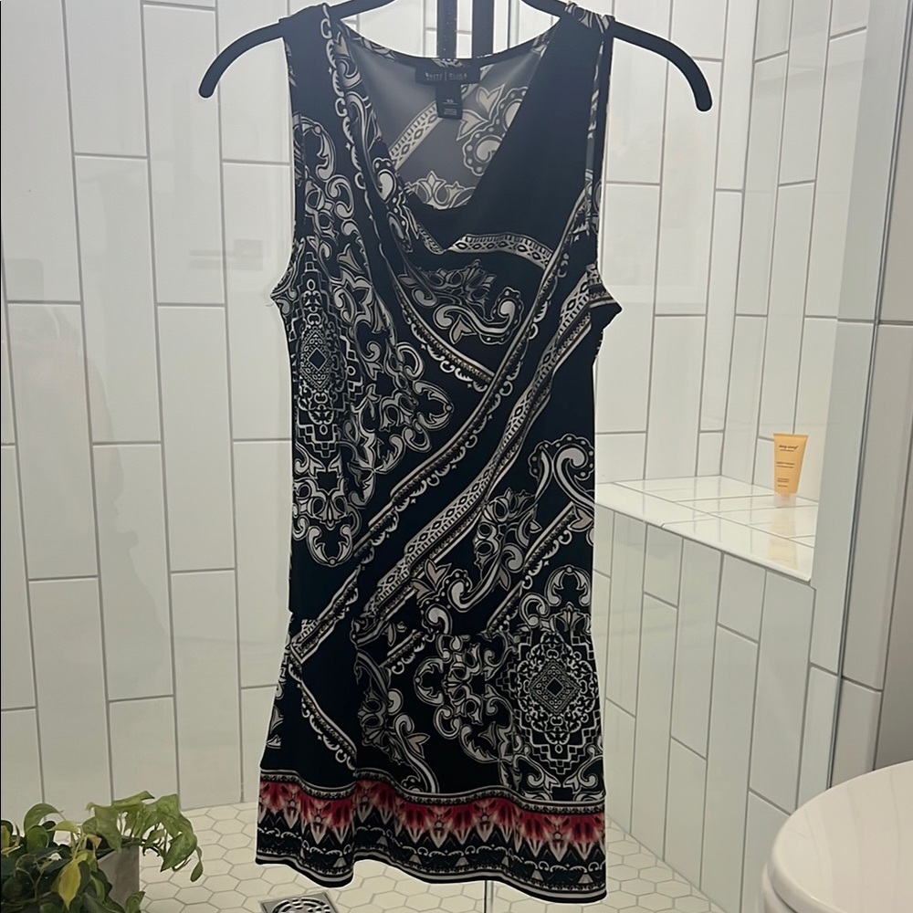 White House Black Market Black and White Sheath Mini Dress